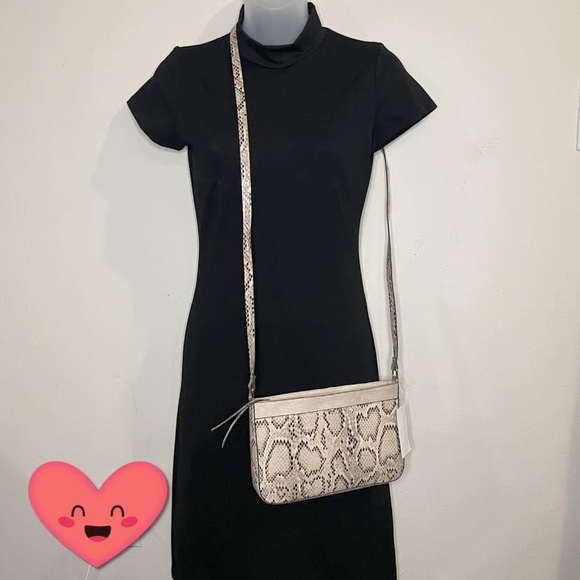 H&M Crossbody - Picture 3 of 3